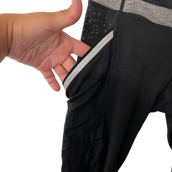 Lululemon Run A Marathon Crop Leggings Capri Side Pockets Size 4 Active Athletic - Picture 8 of 12
